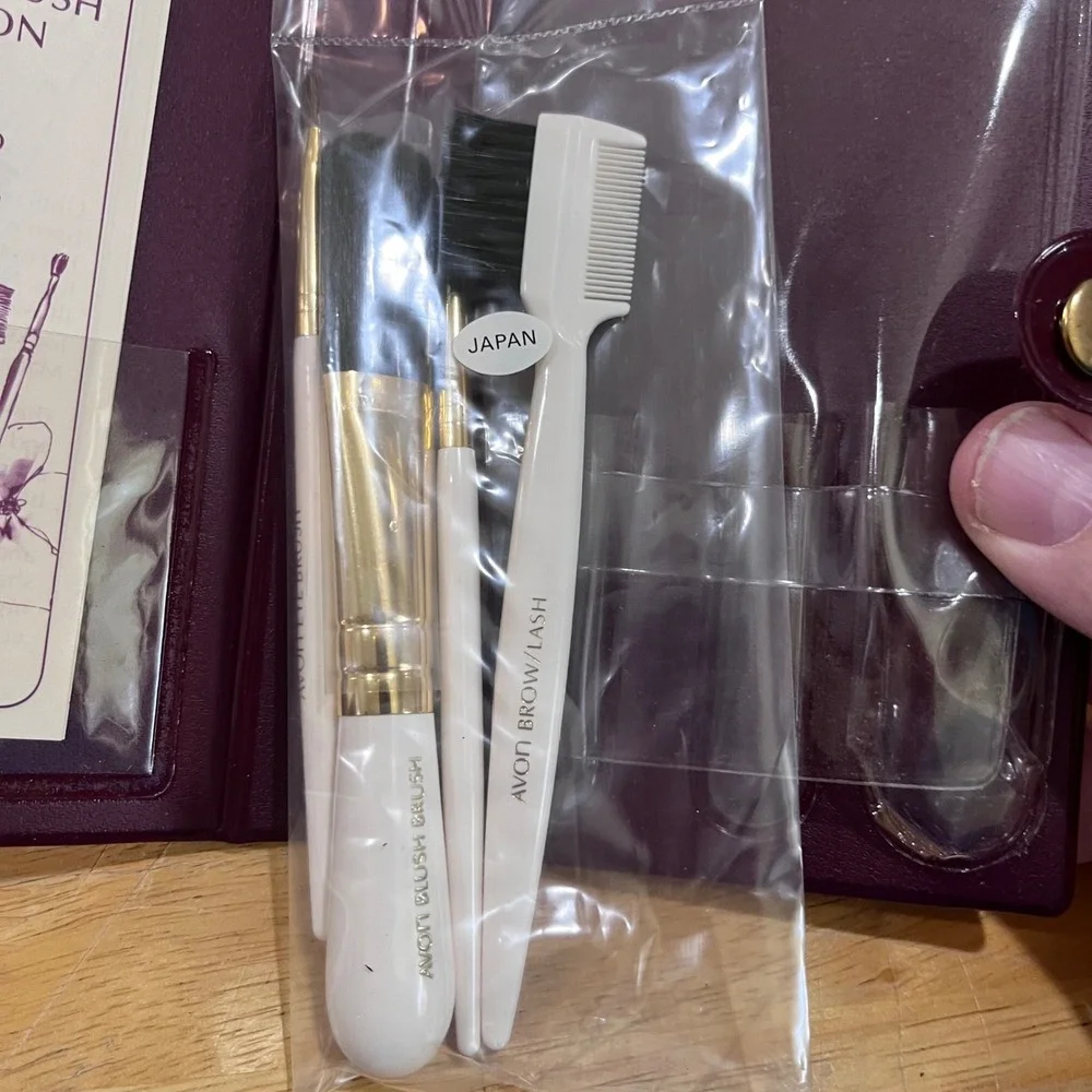 Vtg Avon Professional Makeup Brush Collection Japan Burgundy Case‎ 4pc Set New